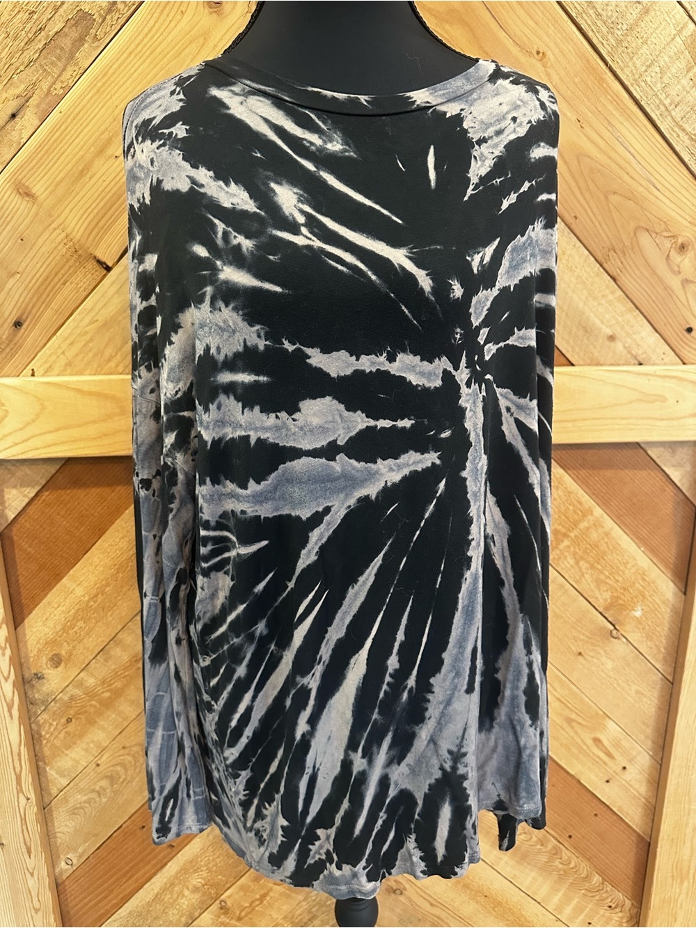 FSL Apparel Women's Black & Gray Tie-Dye Long Sleeve